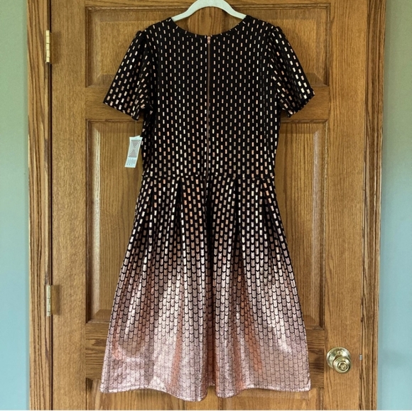 NWT ❤️ Elegant LuLaRoe Amelia Black & Rose Gold/Copper size 2XL - Picture 3 of 8